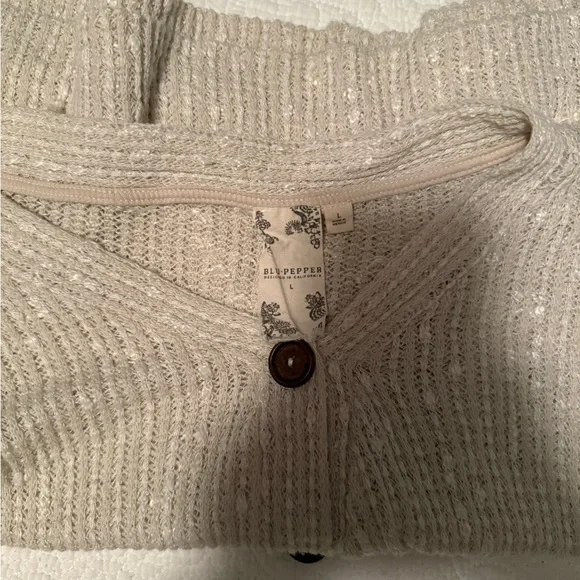 Women's Beige tee with Button Detail - Picture 4 of 5